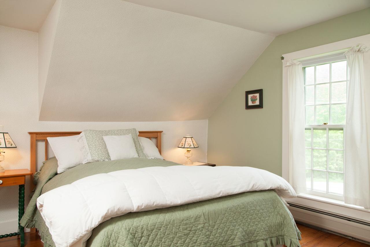 The Featherbed Inn Waitsfield Extérieur photo